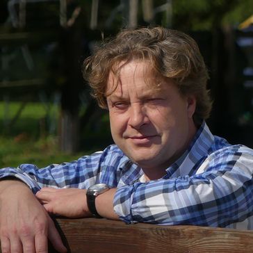 Ontmoet de medewerkers van onze dierenkliniek voor paarden en gezelschapsdieren.